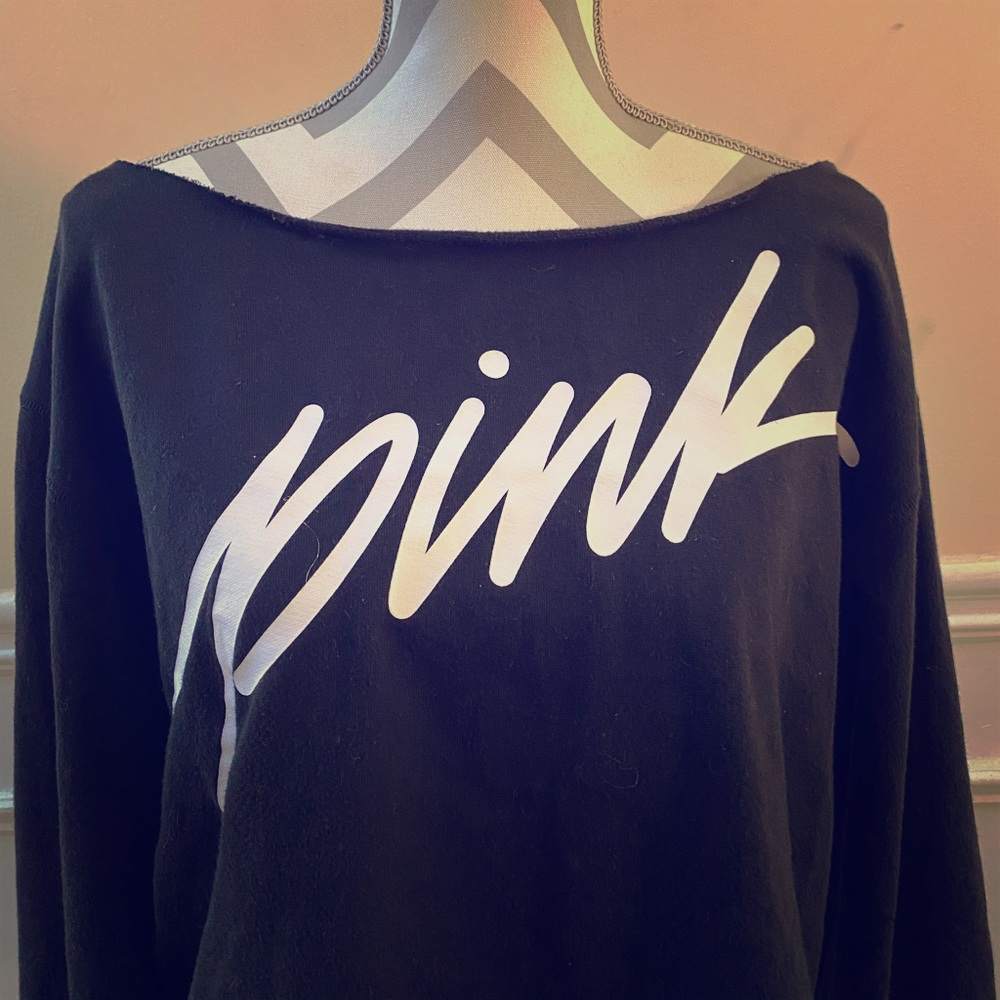 V.S black/white Off the shoulder crop top - Picture 1 of 8